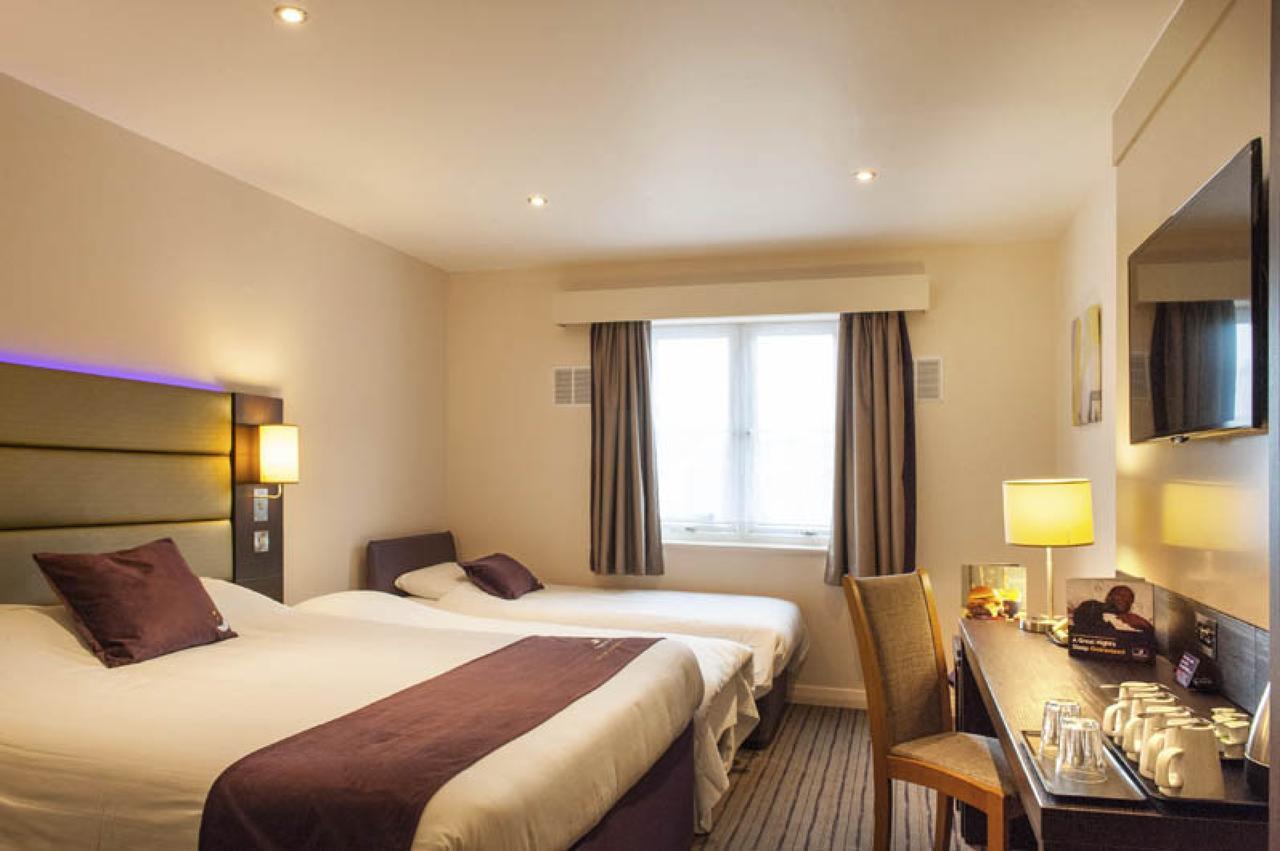 Premier Inn Glasgow Pacific Quay Bagian luar foto