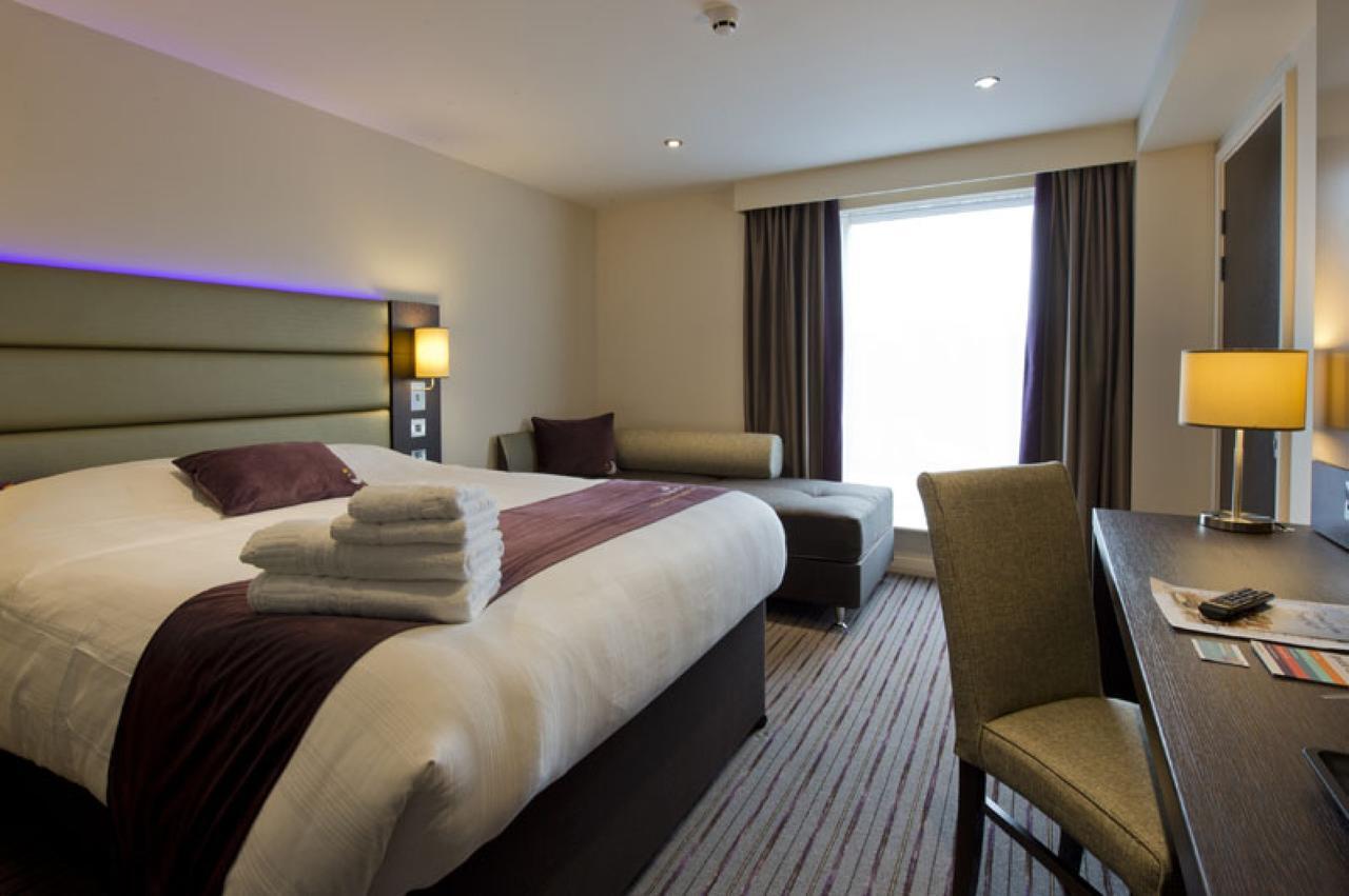 Premier Inn Glasgow Pacific Quay Bagian luar foto