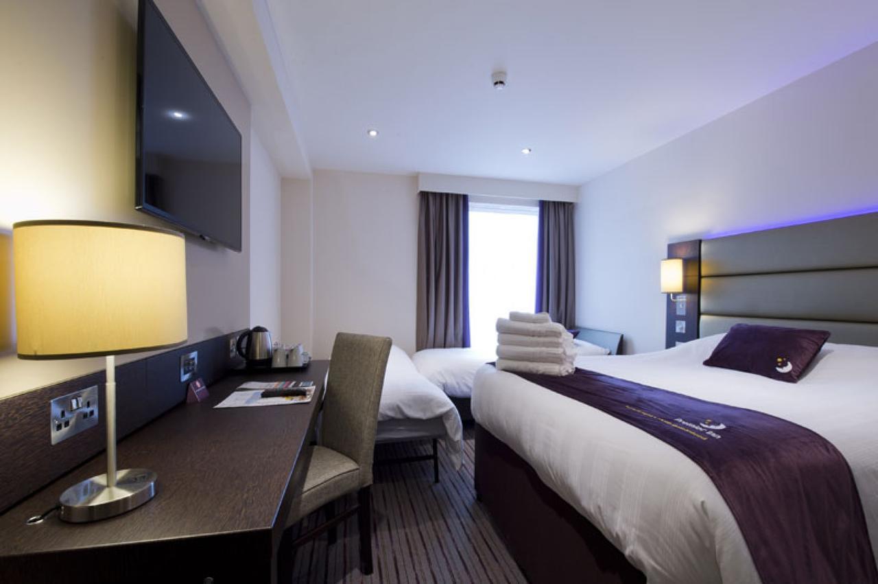 Premier Inn Glasgow Pacific Quay Bagian luar foto