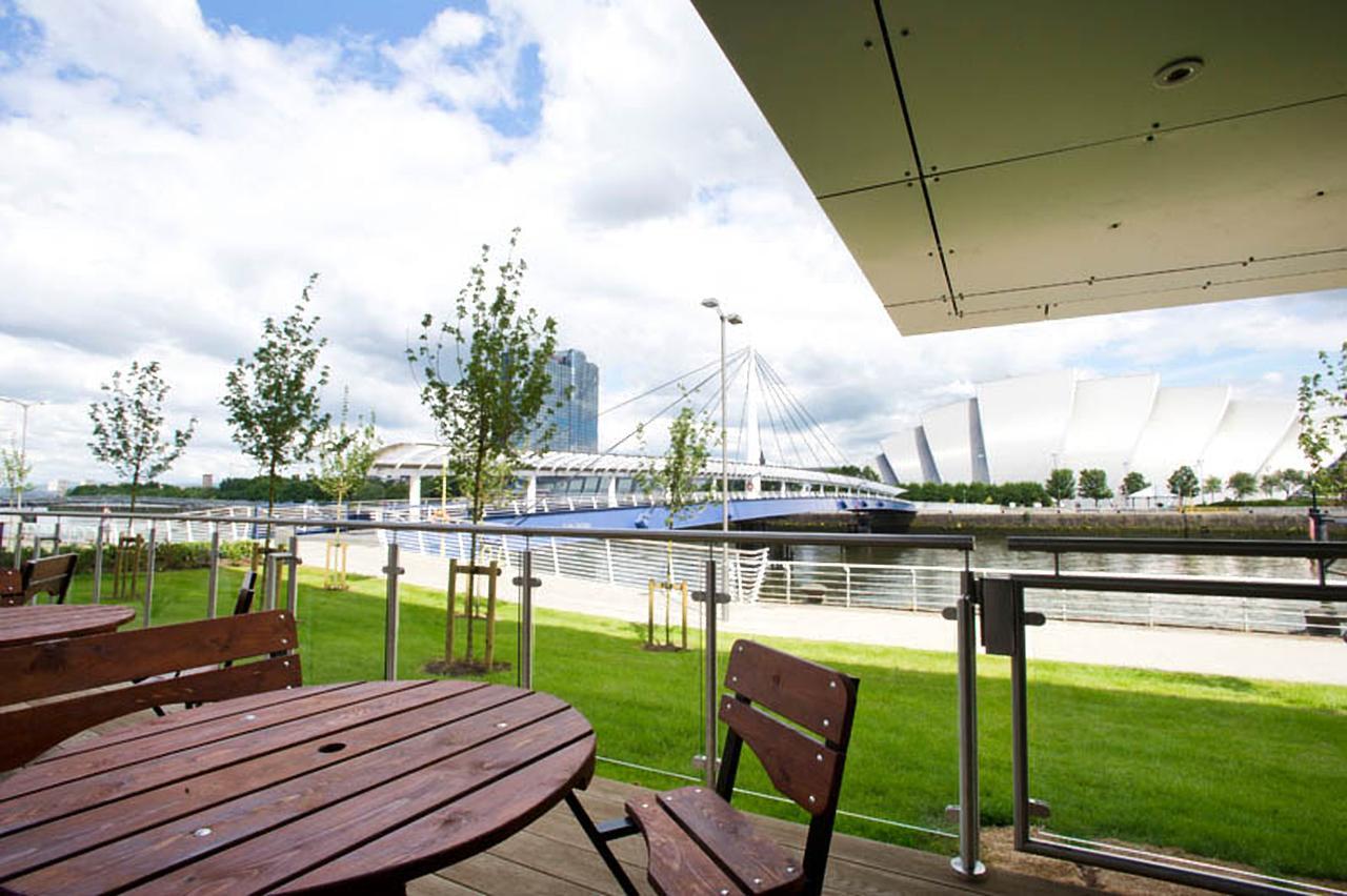 Premier Inn Glasgow Pacific Quay Bagian luar foto